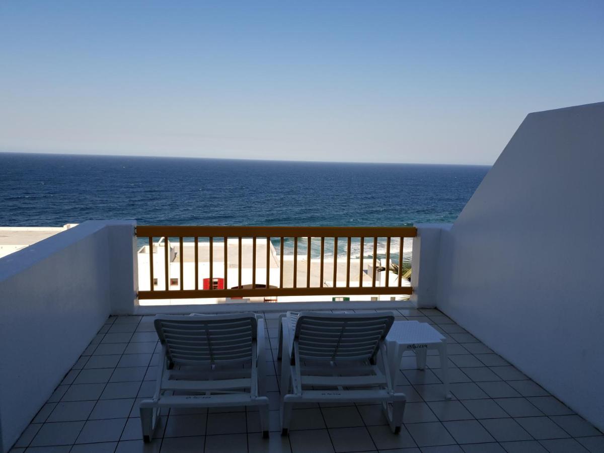 Ballito 69 Perissa Santorini Sea View, Walk To Beach -Family Only Εξωτερικό φωτογραφία