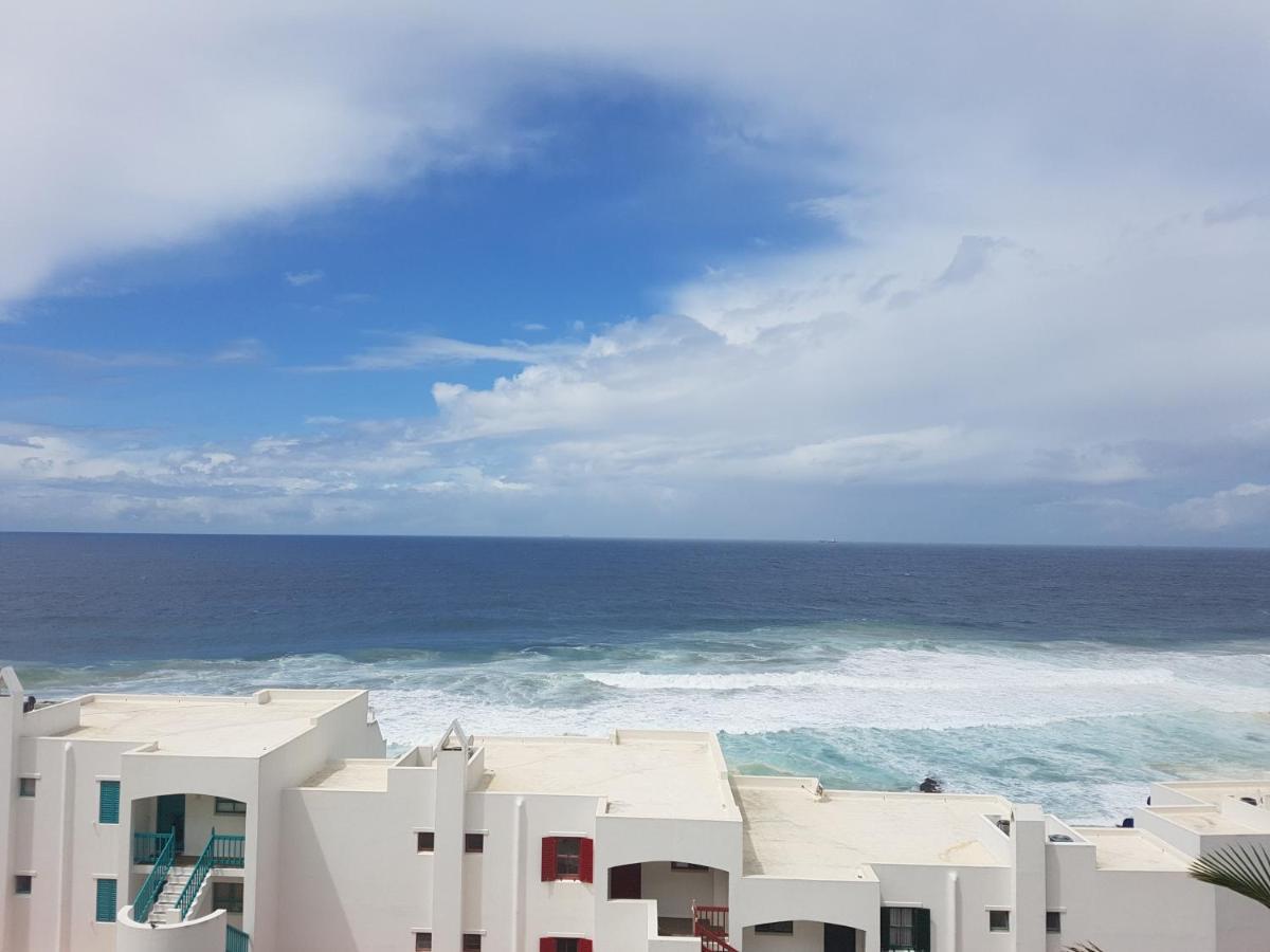 Ballito 69 Perissa Santorini Sea View, Walk To Beach -Family Only Εξωτερικό φωτογραφία