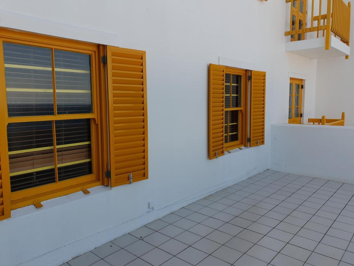 Ballito 69 Perissa Santorini Sea View, Walk To Beach -Family Only Εξωτερικό φωτογραφία